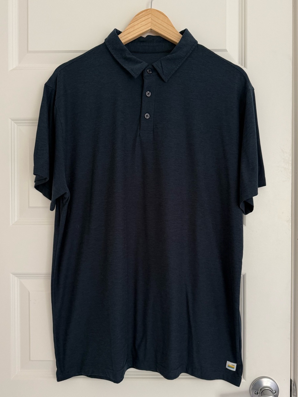 Vuori Men XL Strato Tech Polo Shirt Stretch Dark Navy Blue Performance V188 Golf